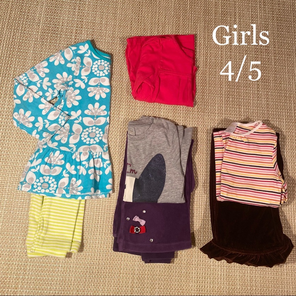 ✔️ SOLD 📬 VGUC/ GUC Girls size 4/5 play clothes